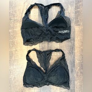 Set of two Gilligan & O’Malley lace bralettes